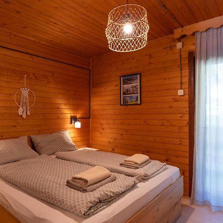 Forest Apartments Pokljuka ゴレンスカ地方 エクステリア 写真